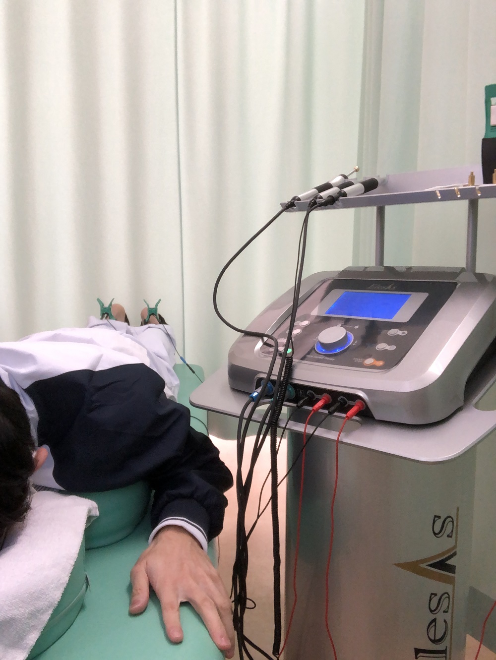 治療器での施術